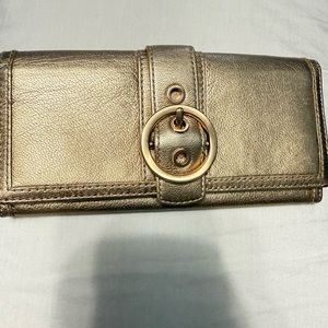 Coach - color gold